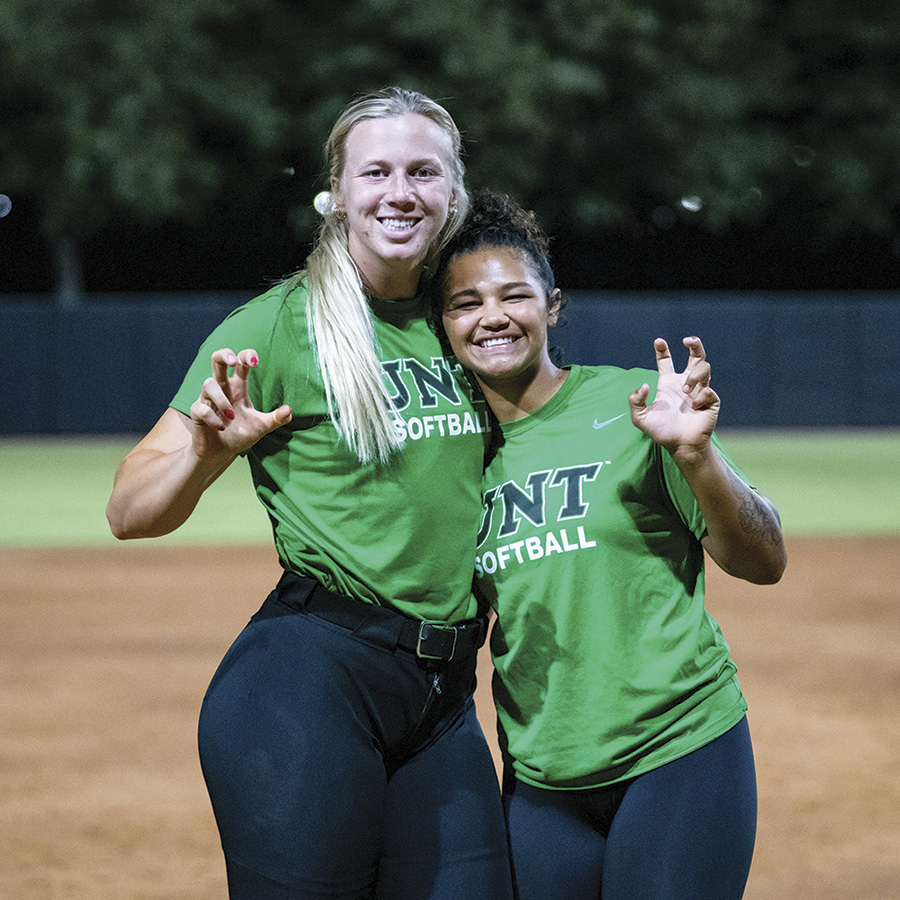 Skylar Savage and Cierra Simon.