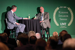 G. Brint Ryan ('88, '88 M.S.) and T. Boone Pickens (Photo by Rick Yeatts)