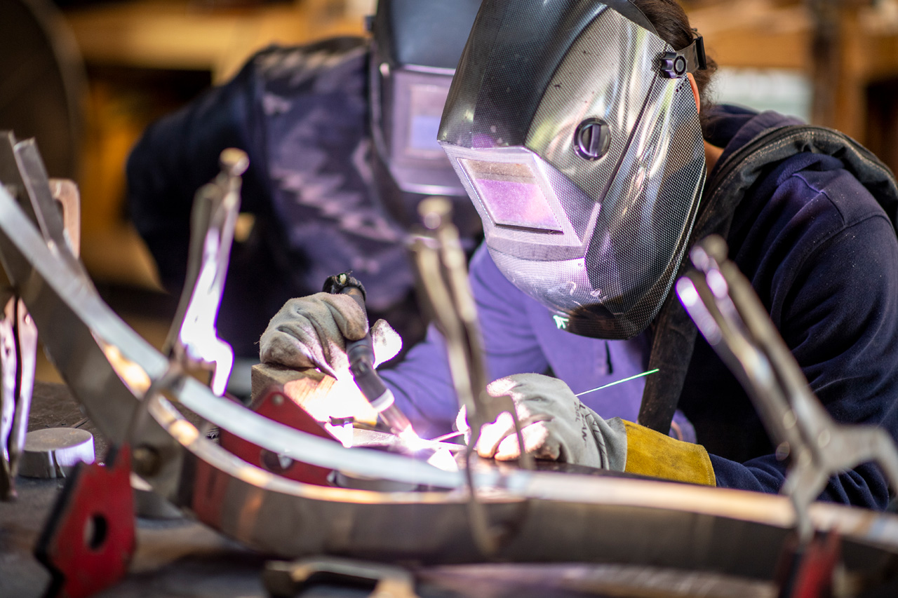 Soaring sculpture fabrication and installation