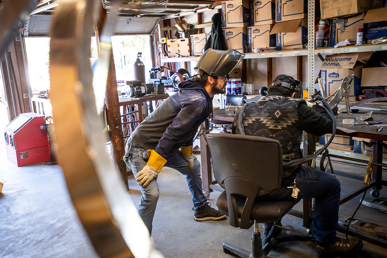 'Soaring' sculpture fabrication and installation