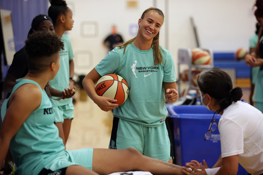 Theresa Acosta works with Sabrina Ionescu