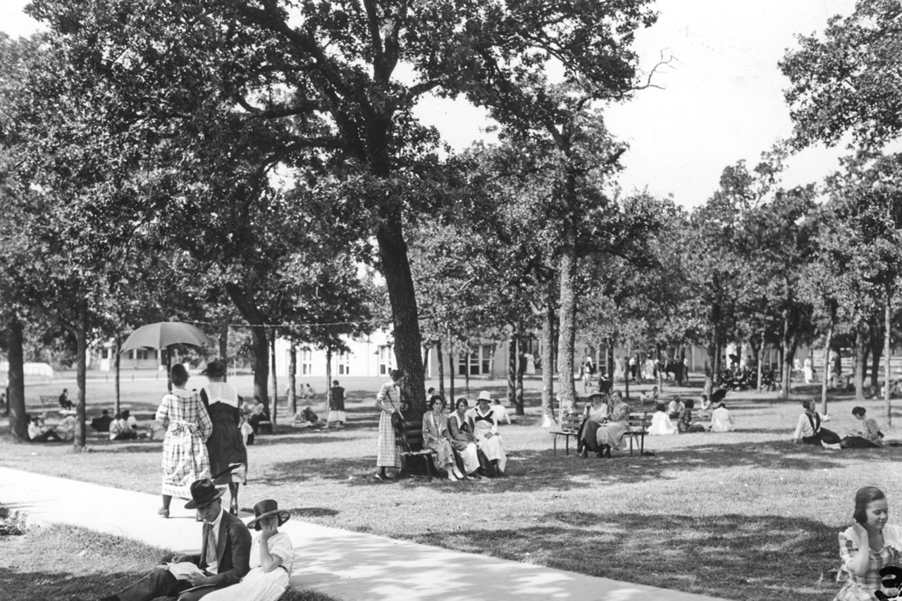 Vintage portriat of students outside on campus